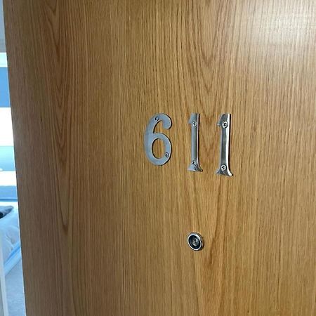 #0611 Two Bedroom Serviced Apartment - Free Parking Derby Exteriér fotografie