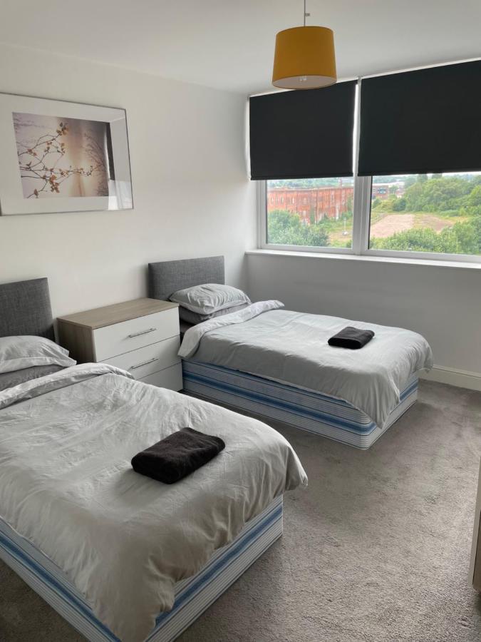 #0611 Two Bedroom Serviced Apartment - Free Parking Derby Exteriér fotografie